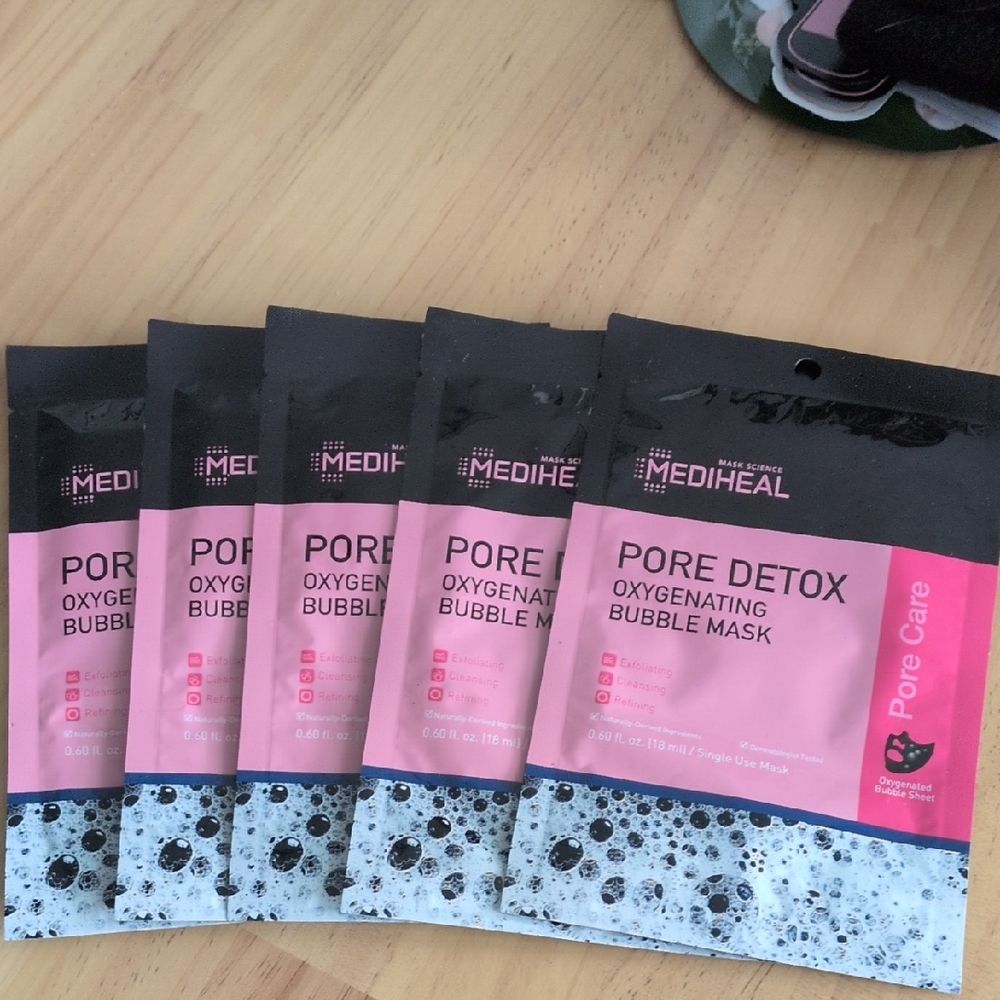 Pink Pore Detox Oxygenating Bubble Mask